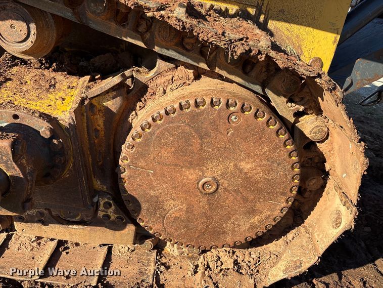 image for item EA7800 2019 John Deere 850K dozer