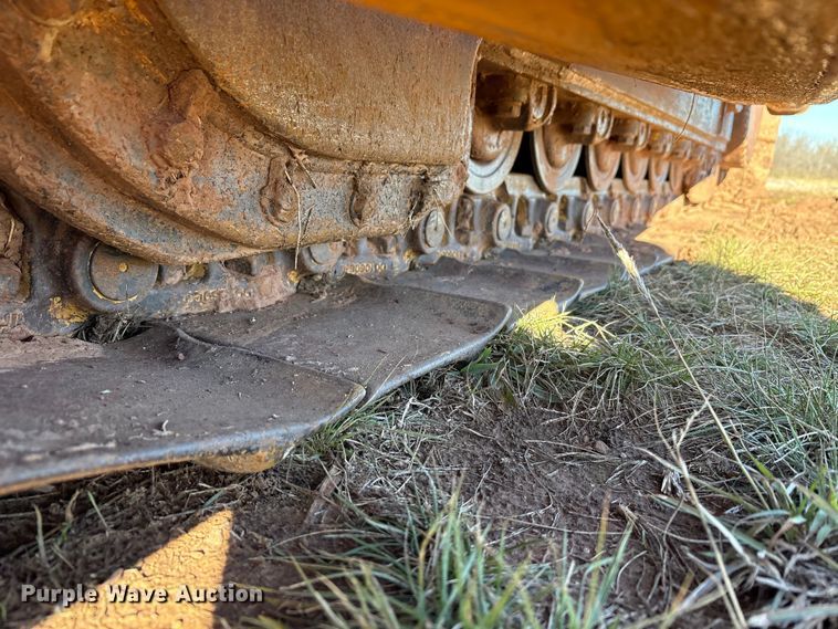 image for item EA7800 2019 John Deere 850K dozer