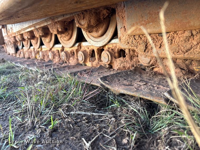 image for item EA7800 2019 John Deere 850K dozer