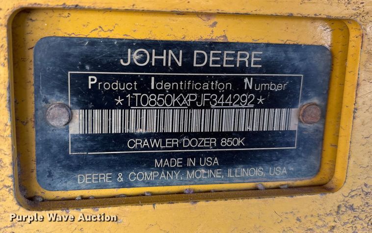 image for item EA7800 2019 John Deere 850K dozer