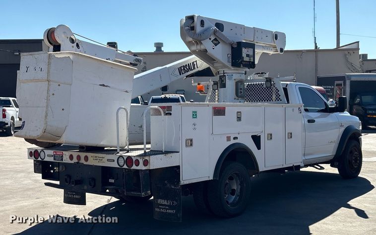 CAMIóN CON CANASTILLA 2019 RAM VERSALIFT