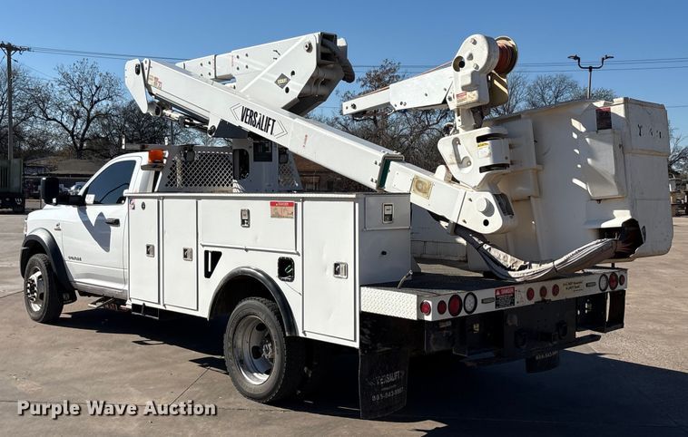 image for item EA7821 2019 RAM 5500 bucket truck