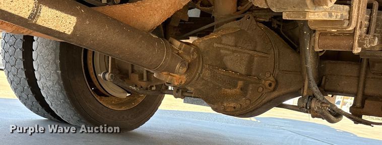 image for item EA7821 2019 RAM 5500 bucket truck