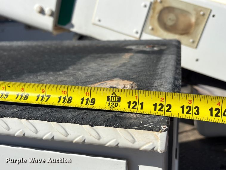 image for item EA7821 2019 RAM 5500 bucket truck