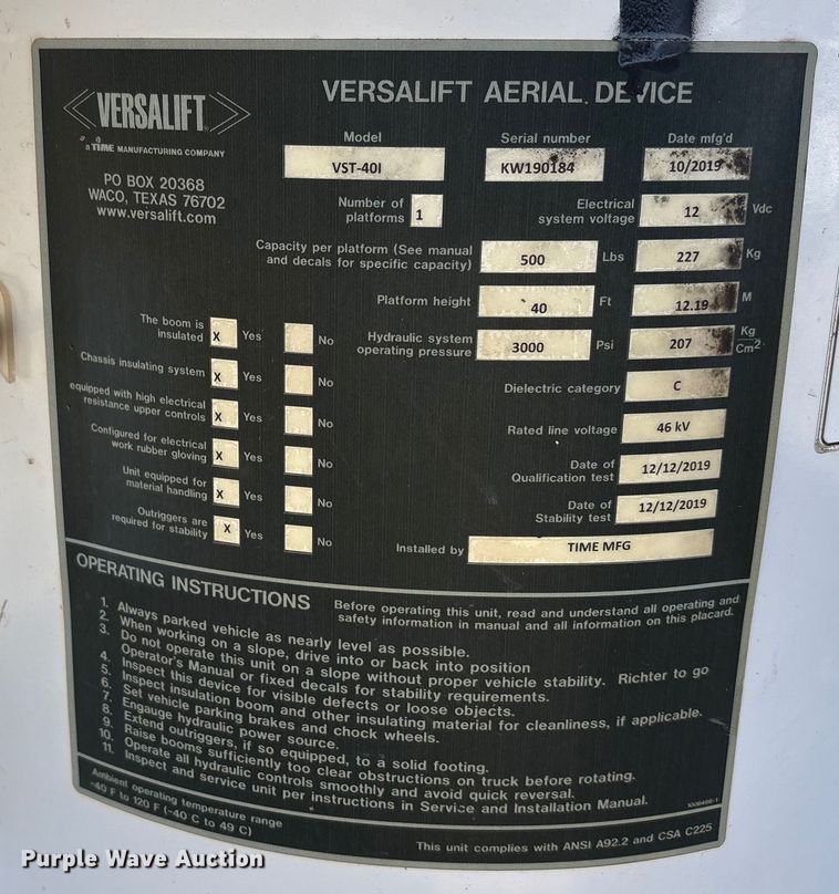 image for item EA7821 2019 RAM 5500 bucket truck