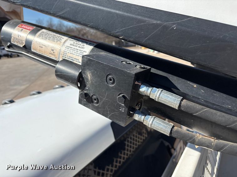 image for item EA7821 2019 RAM 5500 bucket truck