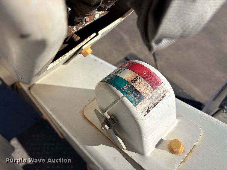 image for item EA7821 2019 RAM 5500 bucket truck