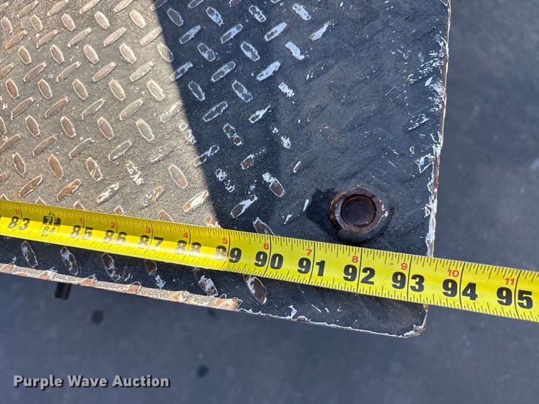 image for item EA7822 2017 Ford F550 Super Duty bucket truck