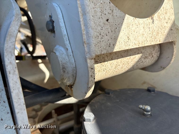 image for item EA7822 2017 Ford F550 Super Duty bucket truck