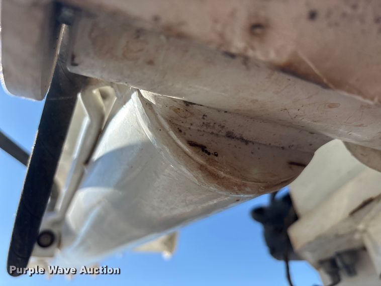 image for item EA7822 2017 Ford F550 Super Duty bucket truck