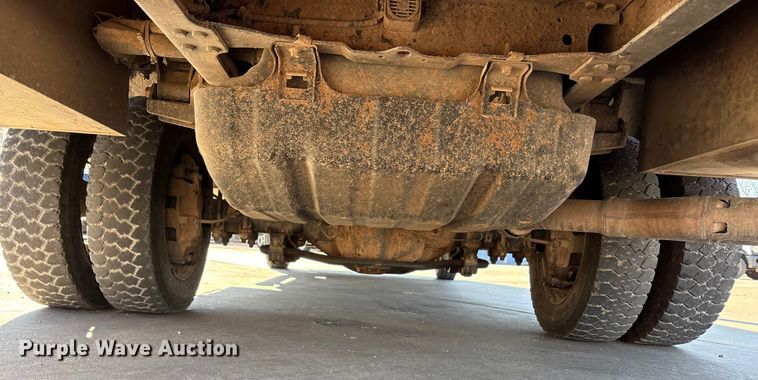 image for item EA7822 2017 Ford F550 Super Duty bucket truck