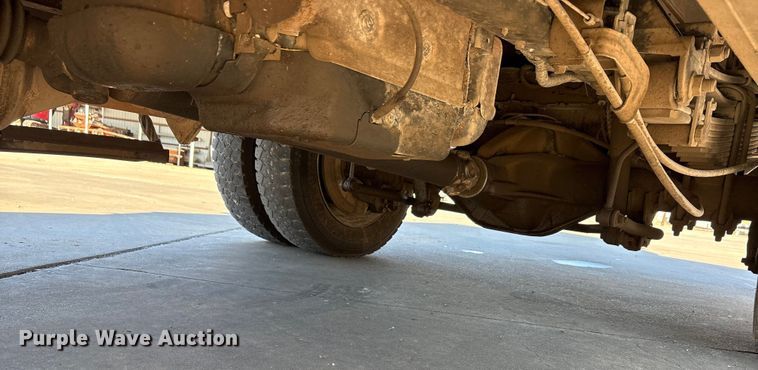 image for item EA7822 2017 Ford F550 Super Duty bucket truck