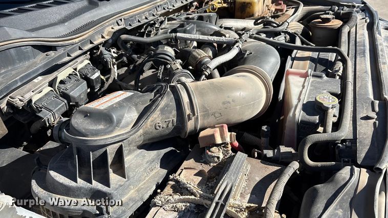 image for item EA7822 2017 Ford F550 Super Duty bucket truck