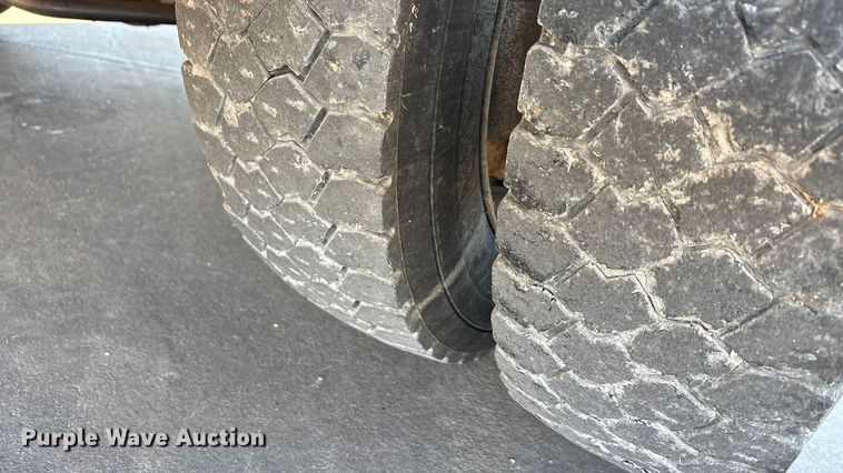 image for item EA7822 2017 Ford F550 Super Duty bucket truck