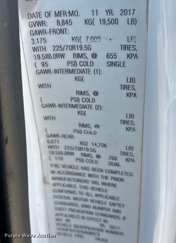 image for item EA7822 2017 Ford F550 Super Duty bucket truck