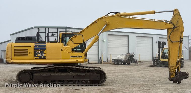 image for item EA7850 2018 Komatsu PC360LC-11 excavator