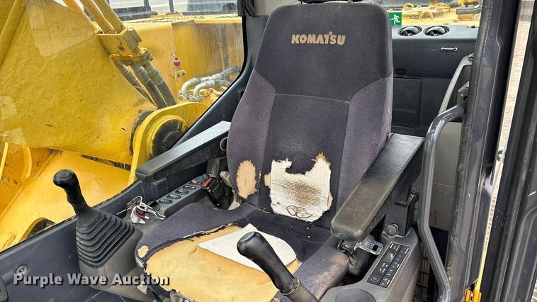 image for item EA7850 2018 Komatsu PC360LC-11 excavator