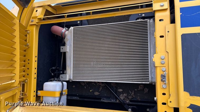 image for item EA7850 2018 Komatsu PC360LC-11 excavator