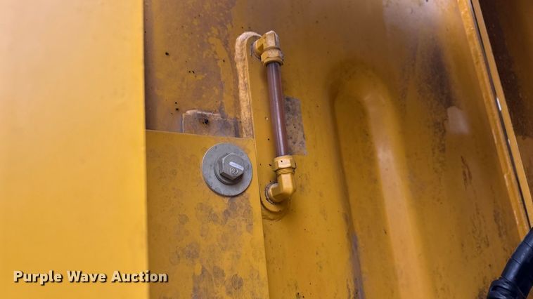 image for item EA7850 2018 Komatsu PC360LC-11 excavator