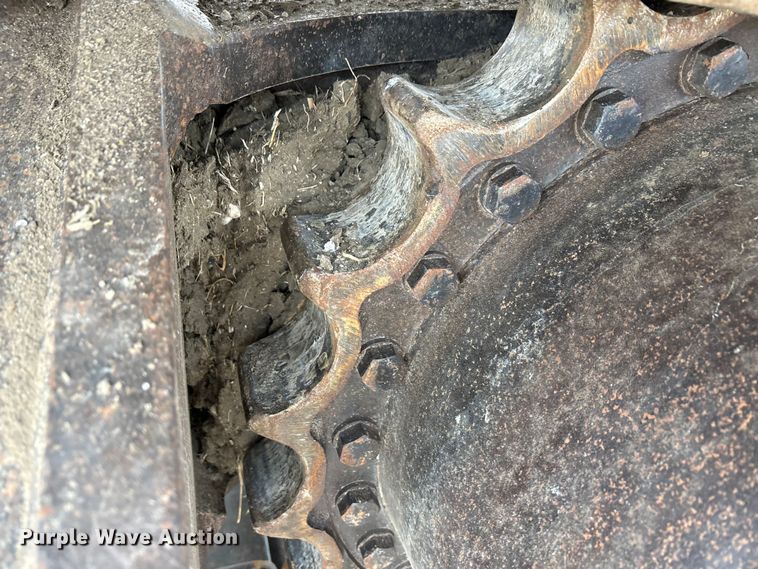 image for item EA7851 2017 Komatsu PC490LC-11 excavator