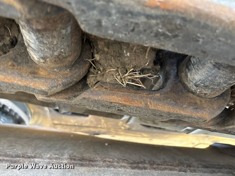 image for item EA7851 2017 Komatsu PC490LC-11 excavator