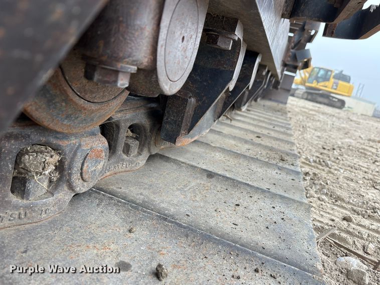 image for item EA7851 2017 Komatsu PC490LC-11 excavator