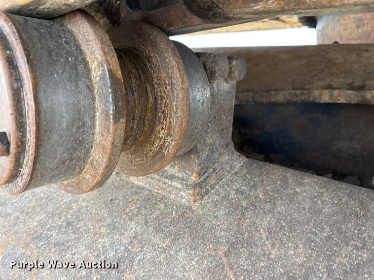 image for item EA7851 2017 Komatsu PC490LC-11 excavator