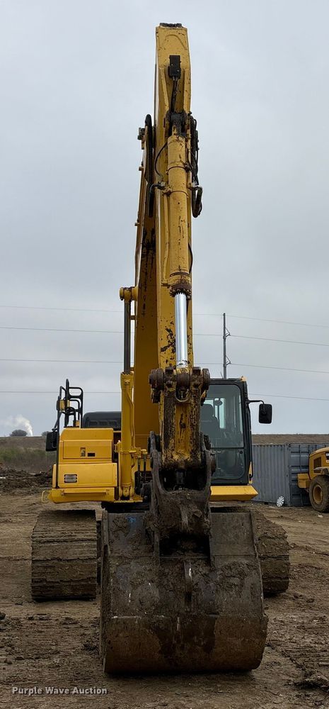 image for item EA7853 2018 Komatsu PC360LC-11 excavator