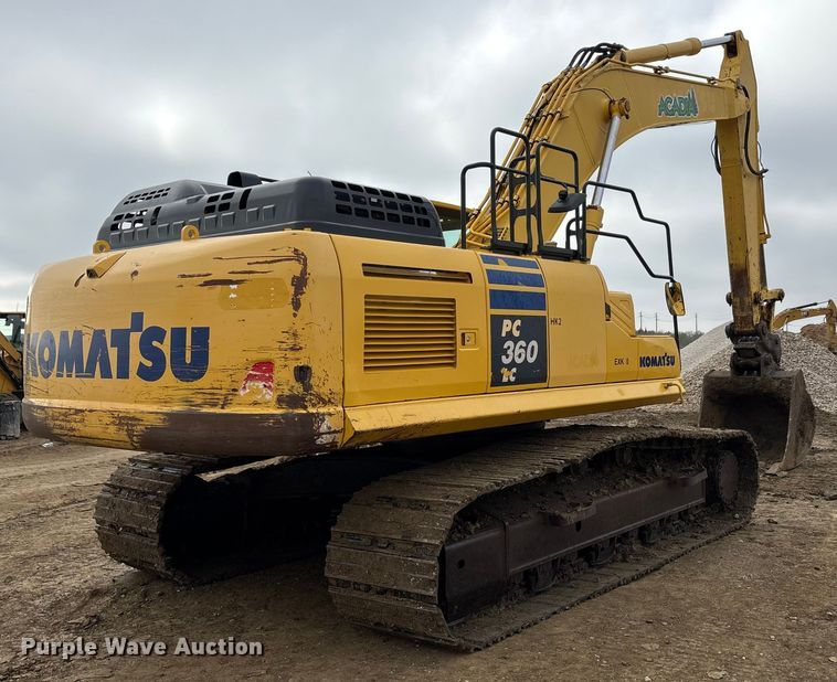 image for item EA7853 2018 Komatsu PC360LC-11 excavator