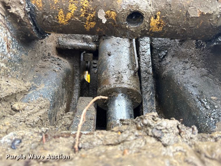 image for item EA7853 2018 Komatsu PC360LC-11 excavator