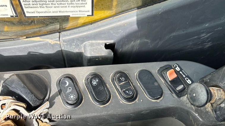 image for item EA7853 2018 Komatsu PC360LC-11 excavator