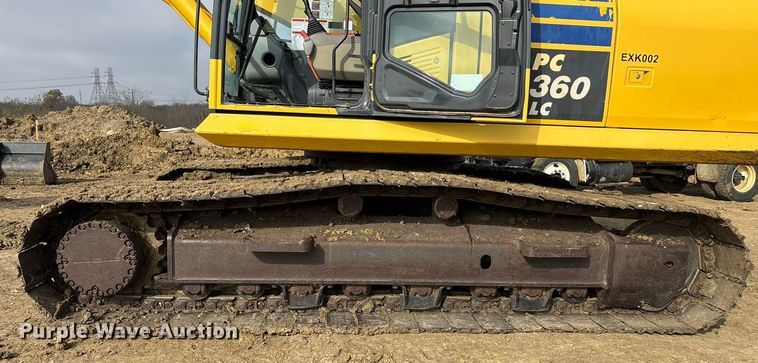 image for item EA7853 2018 Komatsu PC360LC-11 excavator