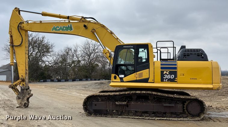 image for item EA7854 2019 Komatsu PC360LC-11 excavator