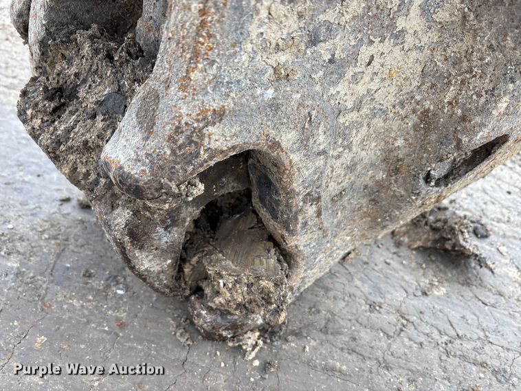 image for item EA7854 2019 Komatsu PC360LC-11 excavator