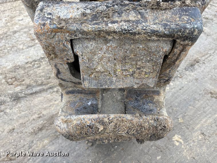 image for item EA7854 2019 Komatsu PC360LC-11 excavator