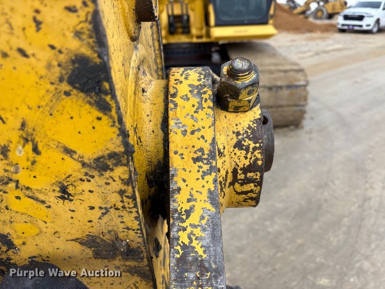 image for item EA7854 2019 Komatsu PC360LC-11 excavator