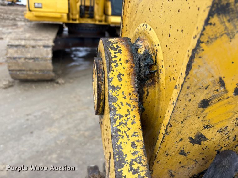 image for item EA7854 2019 Komatsu PC360LC-11 excavator