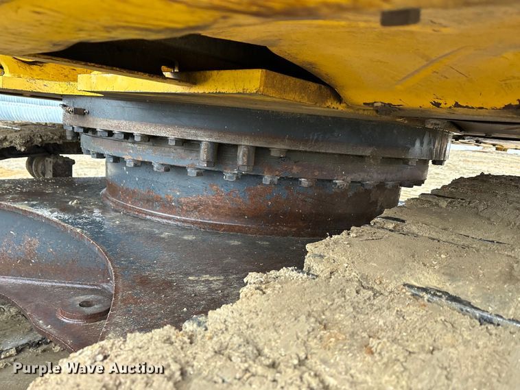 image for item EA7854 2019 Komatsu PC360LC-11 excavator