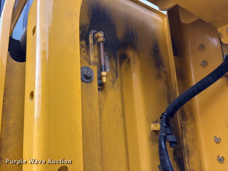 image for item EA7854 2019 Komatsu PC360LC-11 excavator