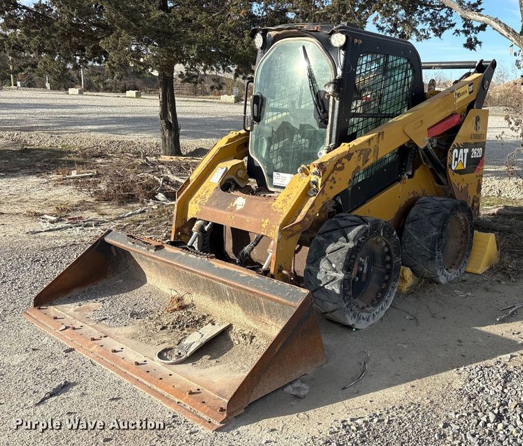 image for item EA7867 2018 Caterpillar 262D skid steer loader