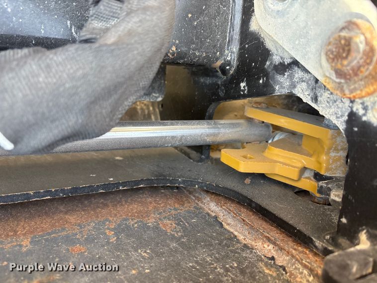 image for item EA7867 2018 Caterpillar 262D skid steer loader