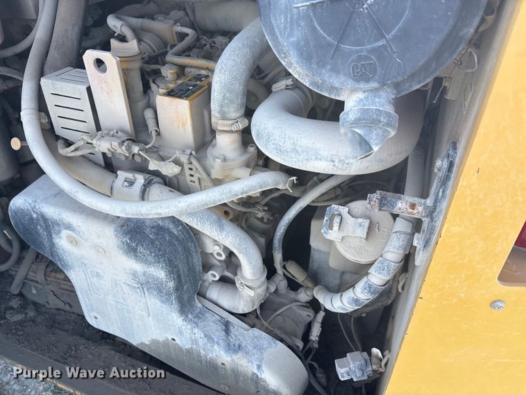 image for item EA7867 2018 Caterpillar 262D skid steer loader