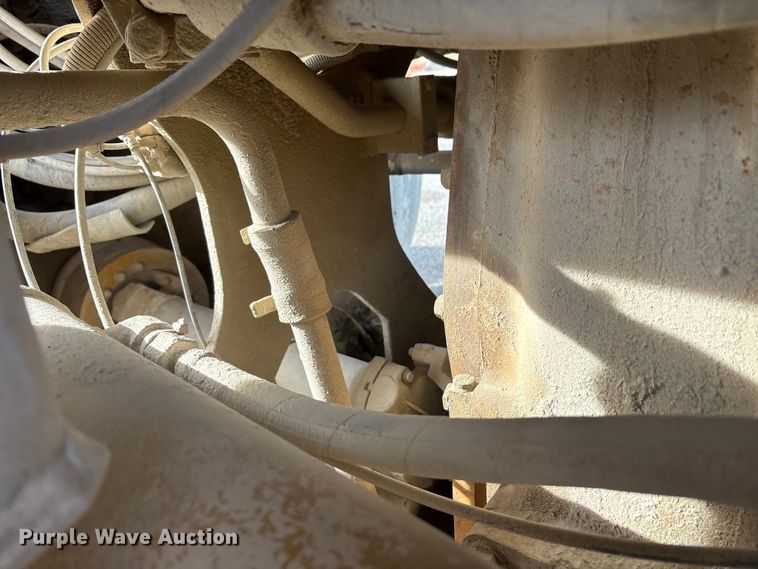 image for item EA7868 2000 Caterpillar 980G wheel loader