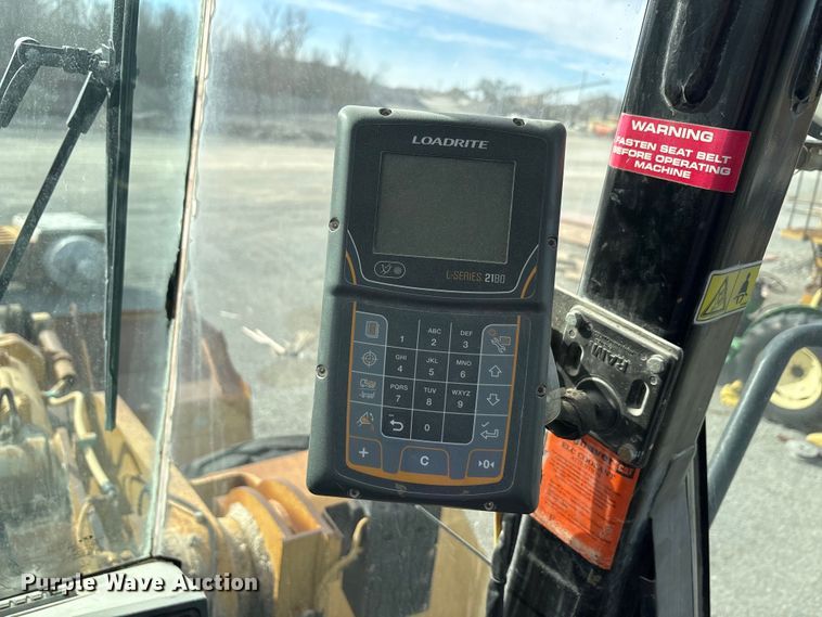 image for item EA7868 2000 Caterpillar 980G wheel loader