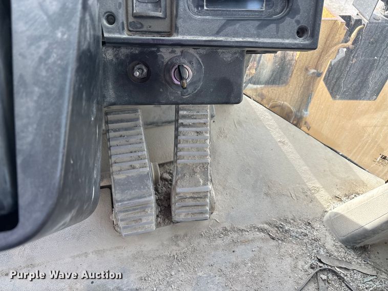 image for item EA7868 2000 Caterpillar 980G wheel loader