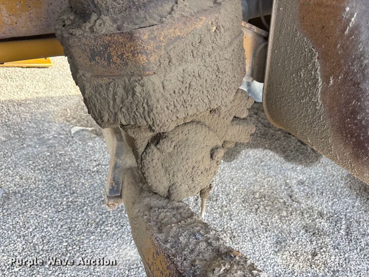 image for item EA7869 1997 Caterpillar 775D haul truck