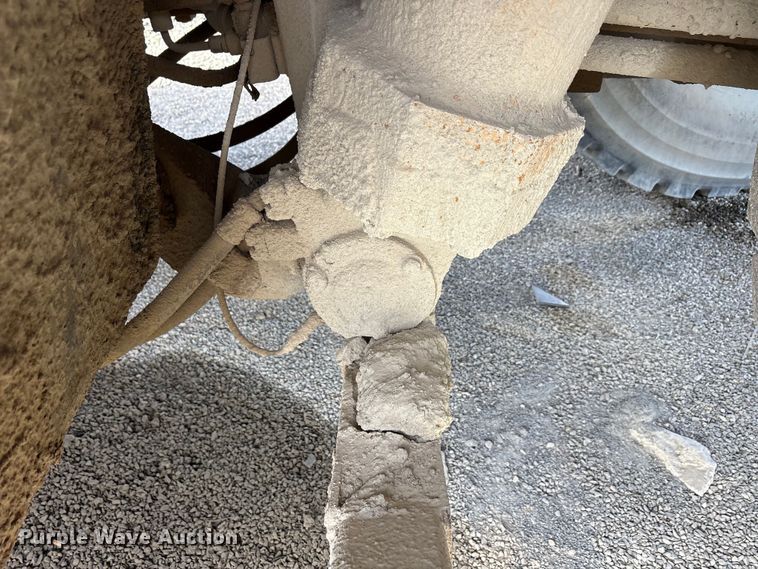 image for item EA7869 1997 Caterpillar 775D haul truck