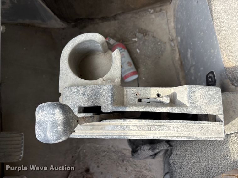 image for item EA7869 1997 Caterpillar 775D haul truck