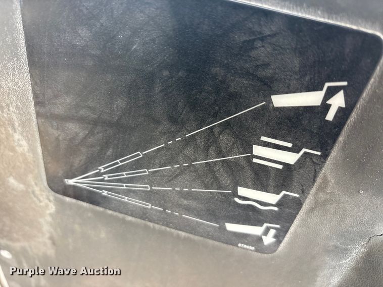 image for item EA7869 1997 Caterpillar 775D haul truck