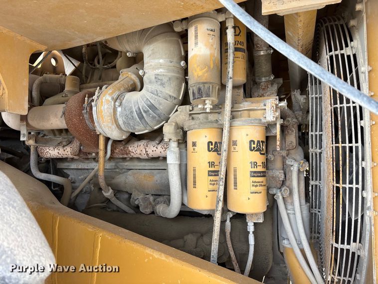 image for item EA7869 1997 Caterpillar 775D haul truck